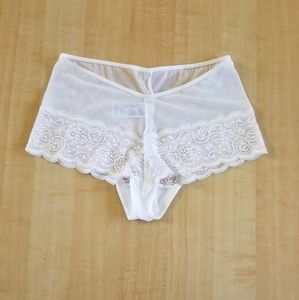 Vassarette Womens White Underwear Size 6